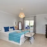Appartement Mediterraneo 2ºb - Cd 318, Cleverdetails - Sleeps 2 Adults&1 Child *